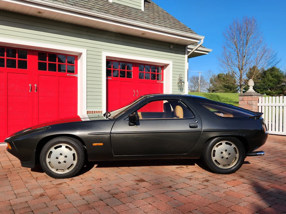1980 Porsche 928 S - Image 25 of 31