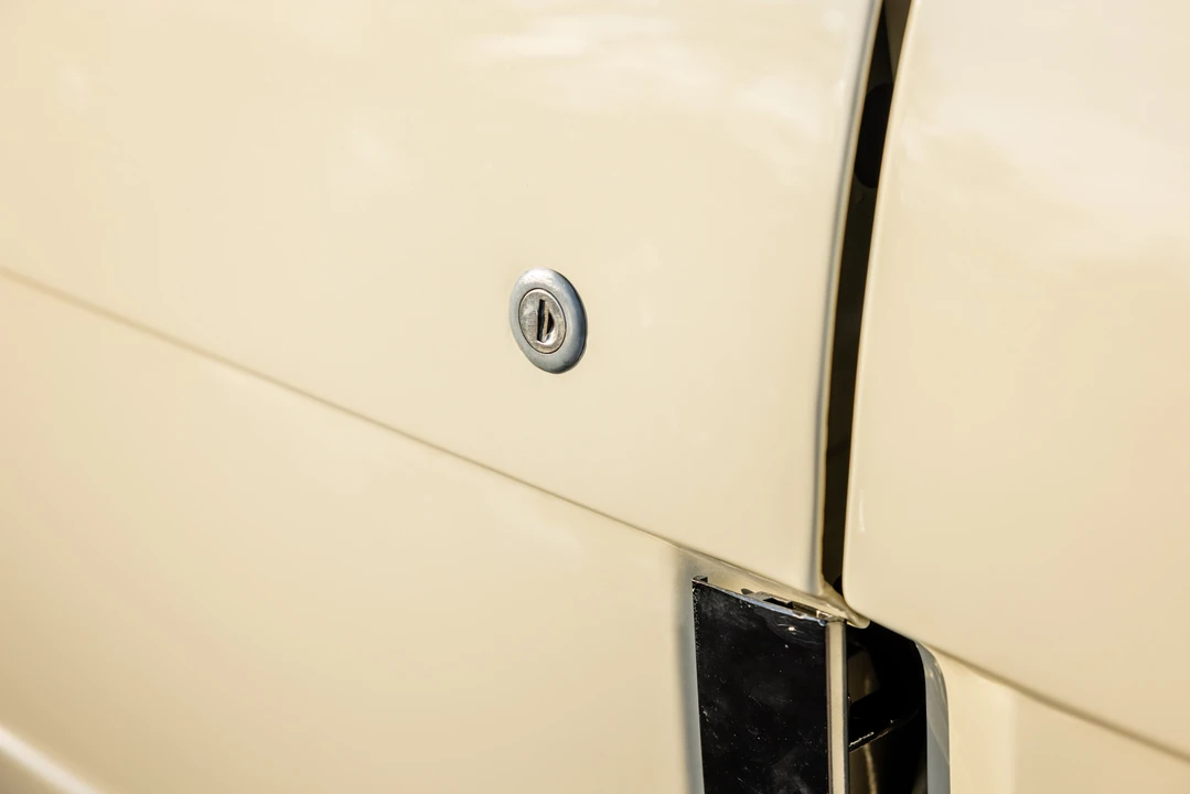 1981 Land Rover Range Rover Classic - Image 15 of 31