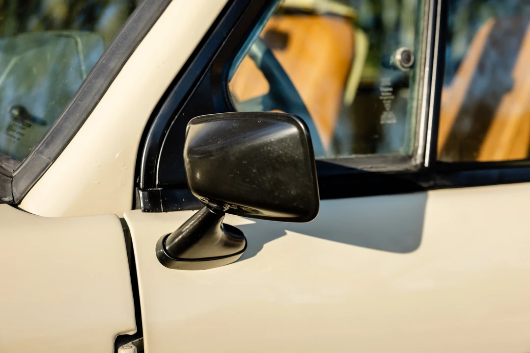 1981 Land Rover Range Rover Classic - Image 17 of 31