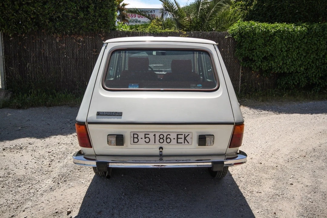 1980 Renault - Image 4 of 31