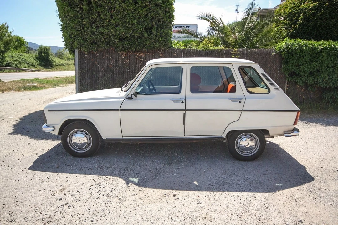 1980 Renault - Image 7 of 31