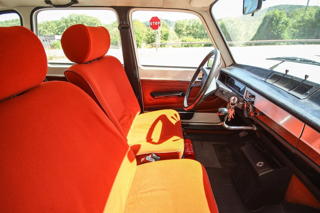 1980 Renault - Image 15 of 31