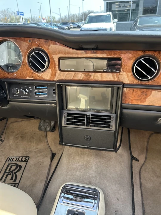 1980 Rolls-Royce Corniche Series I - Image 14 of 24