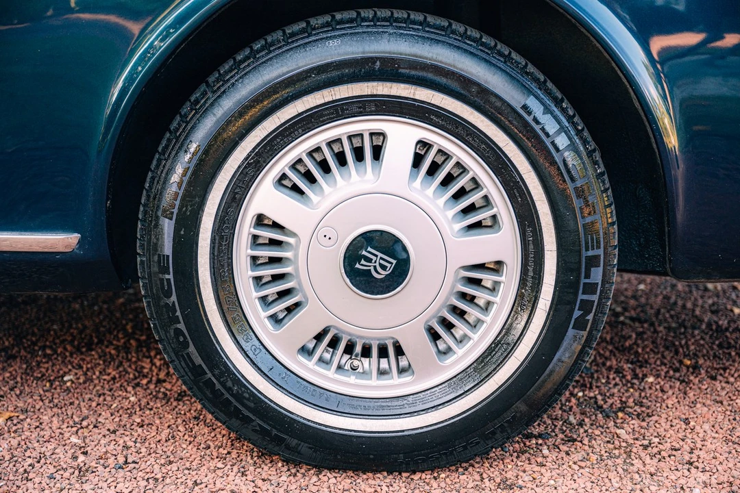 1980 Rolls-Royce Corniche Series I - Image 17 of 30