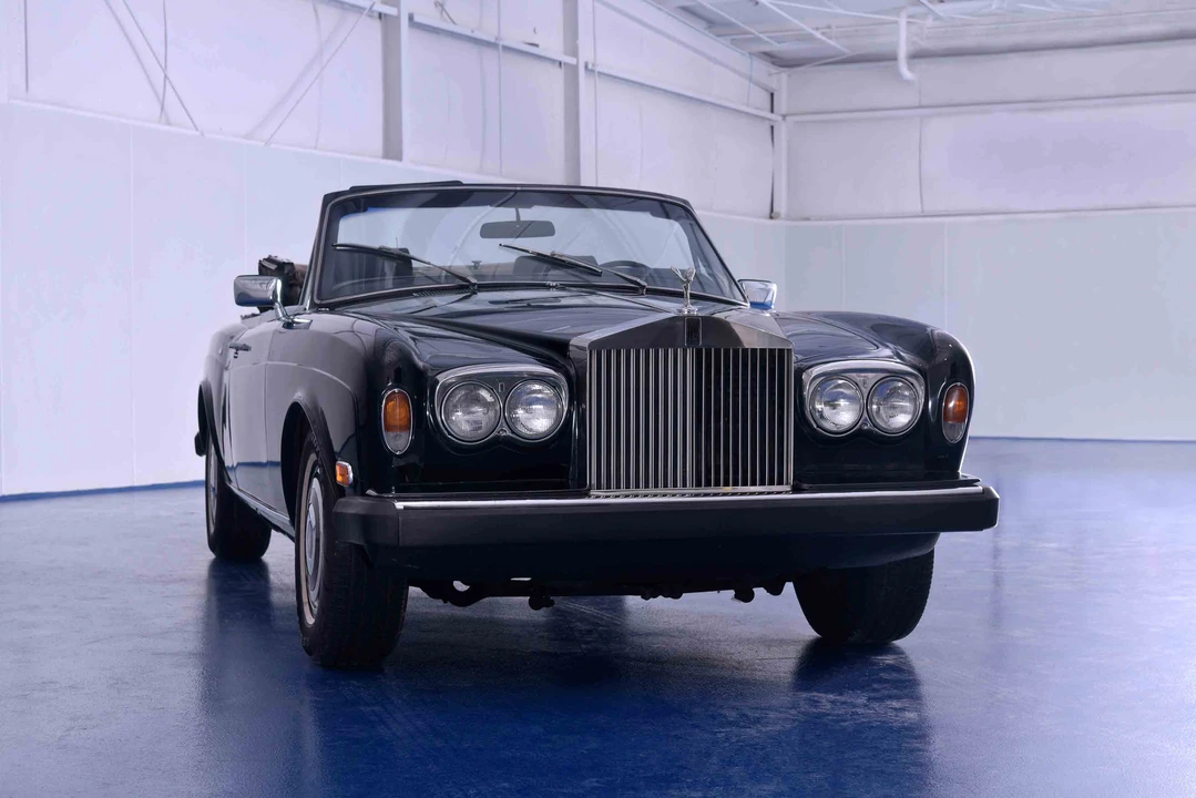 1980 Rolls-Royce Corniche Series I - Image 2 of 31