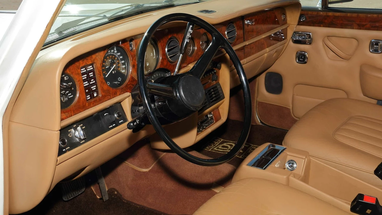 1980 Rolls-Royce Silver Shadow II - Image 16 of 26
