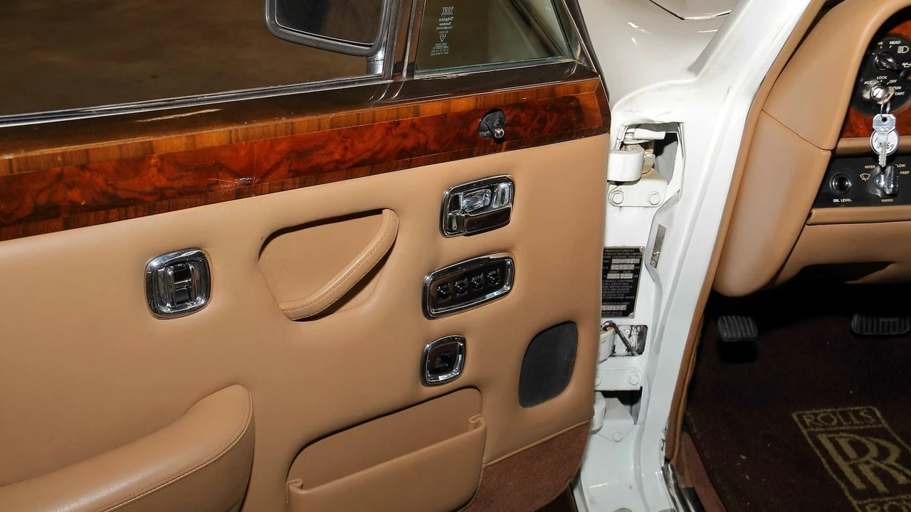 1980 Rolls-Royce Silver Shadow II - Image 25 of 26