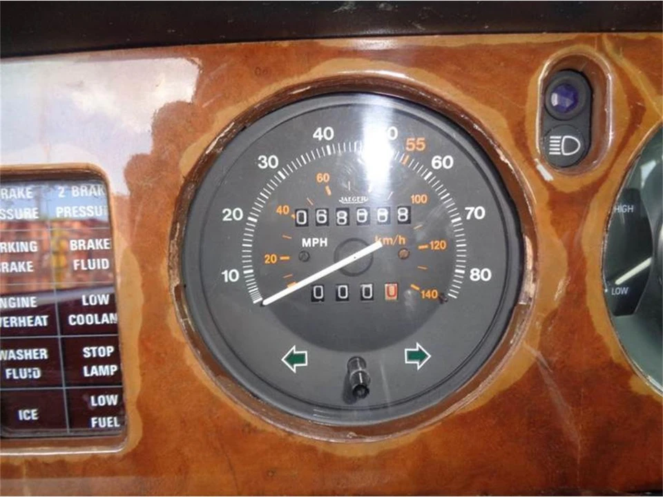 1980 Rolls-Royce Silver Shadow II - Image 9 of 29