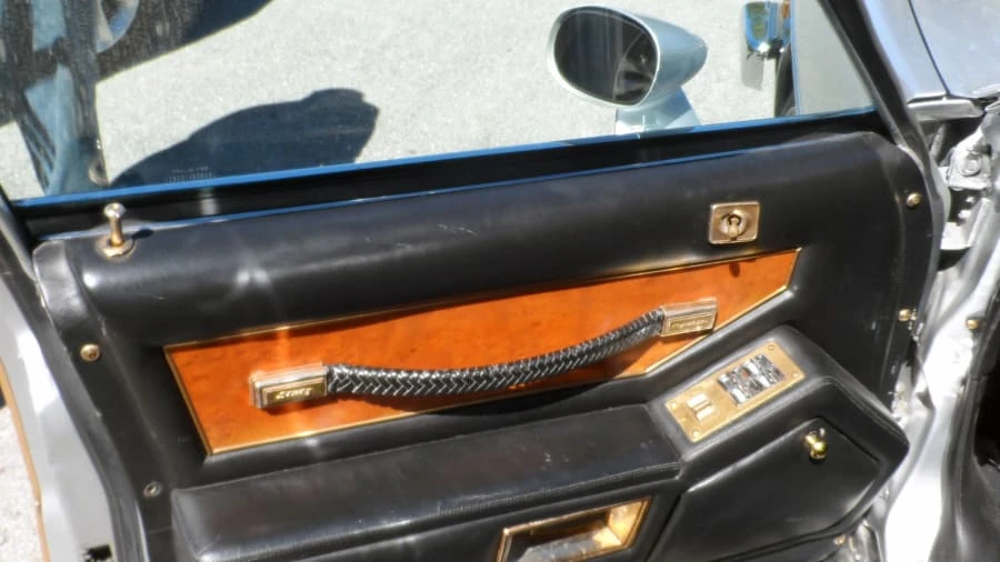 1980 Stutz Blackhawk - Image 4 of 10