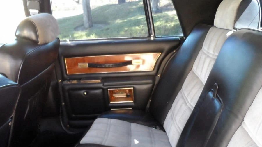 1980 Stutz Blackhawk - Image 7 of 10