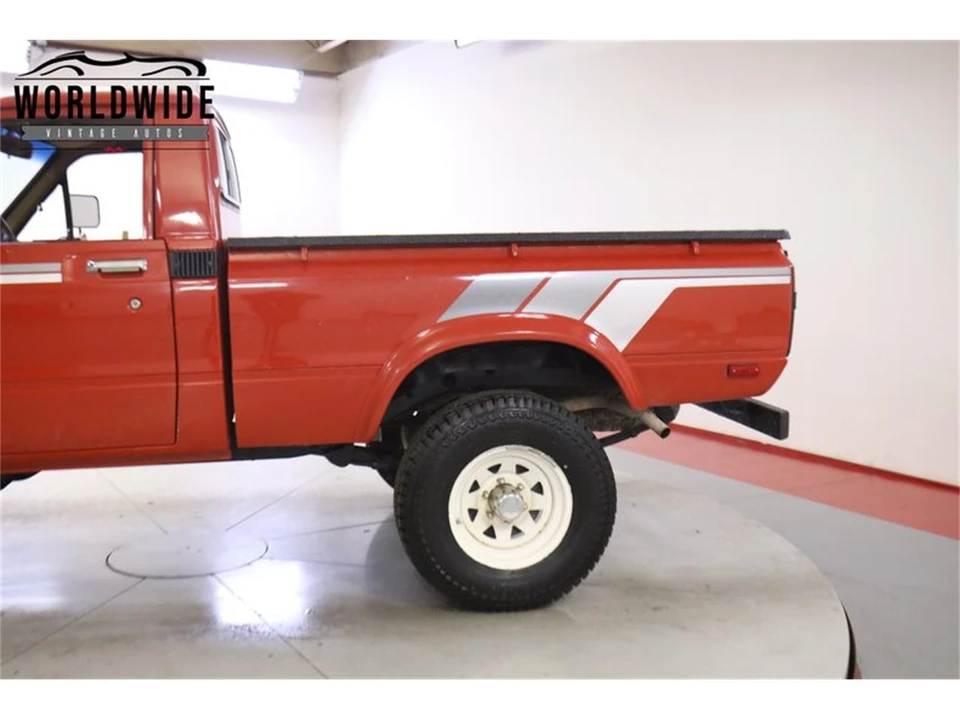 1980 Toyota Hilux 3rd Gen - Image 10 of 31