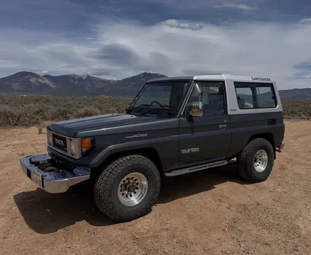 1980 Toyota Land Cruiser LX FRP Top