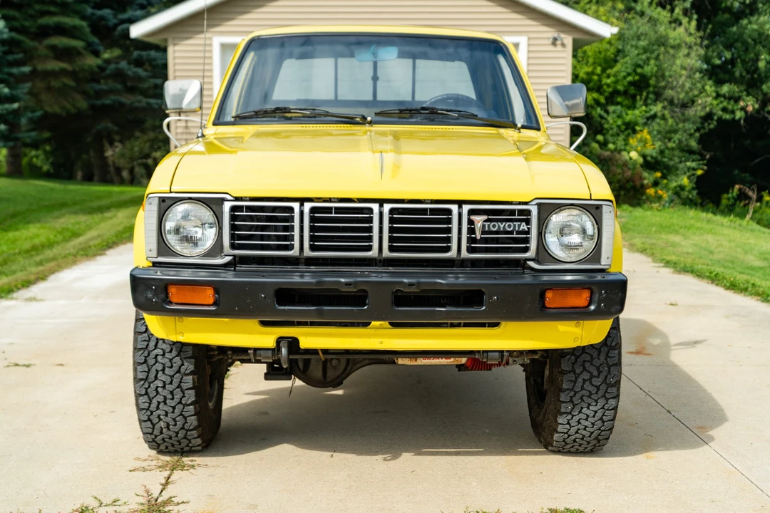 1980 Toyota Hilux 3rd Gen - Image 3 of 31