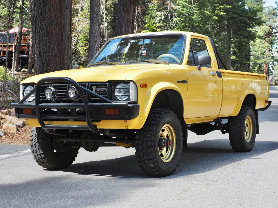 1980 Toyota Hilux 3rd Gen - Image 9 of 31