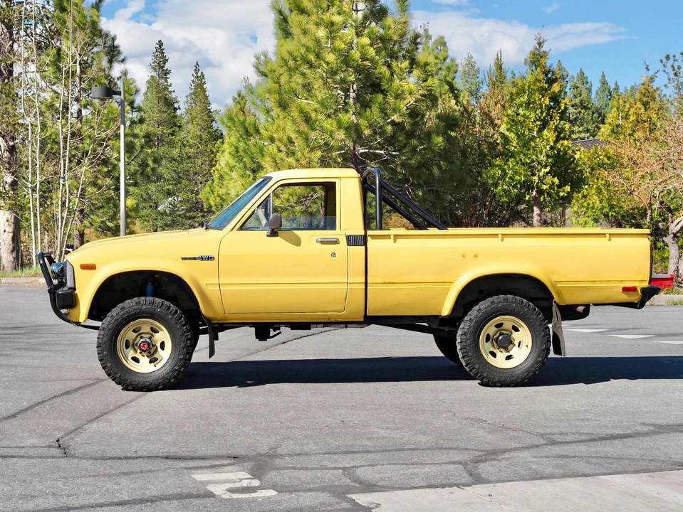 1980 Toyota Hilux 3rd Gen - Image 15 of 31