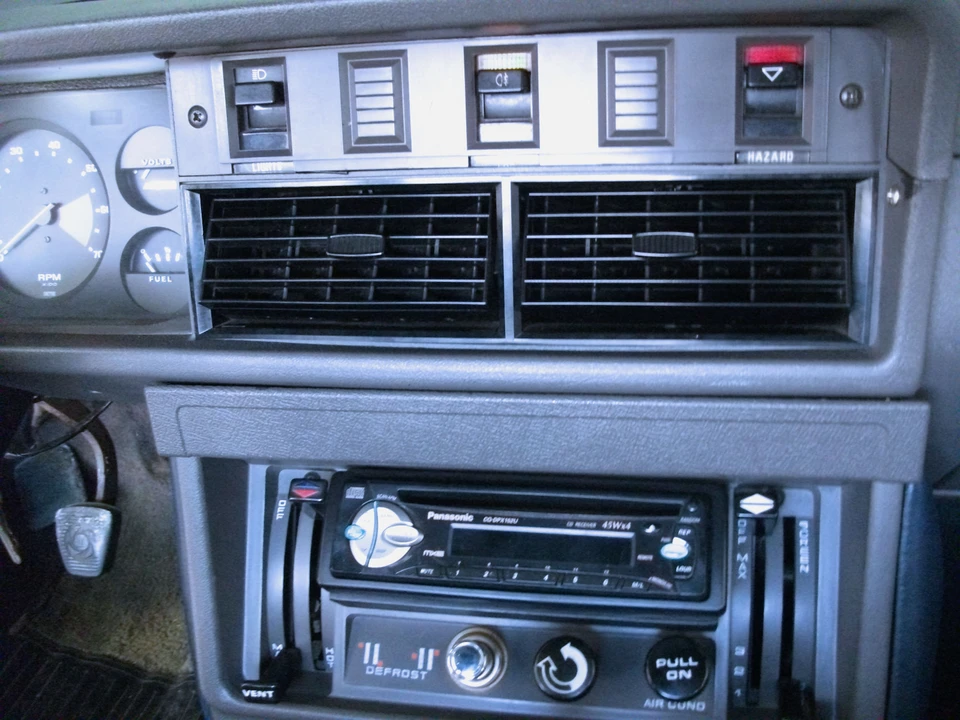 1980 Triumph TR8 - Image 19 of 31