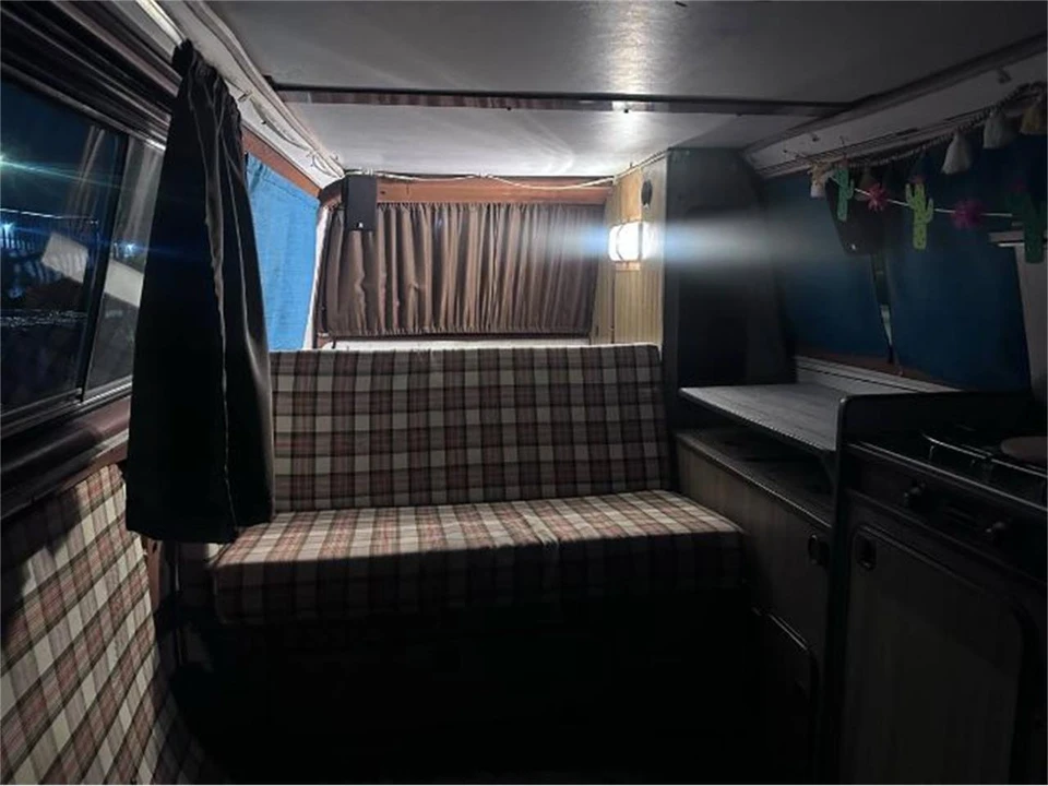1980 Volkswagen Vanagon - Image 8 of 21