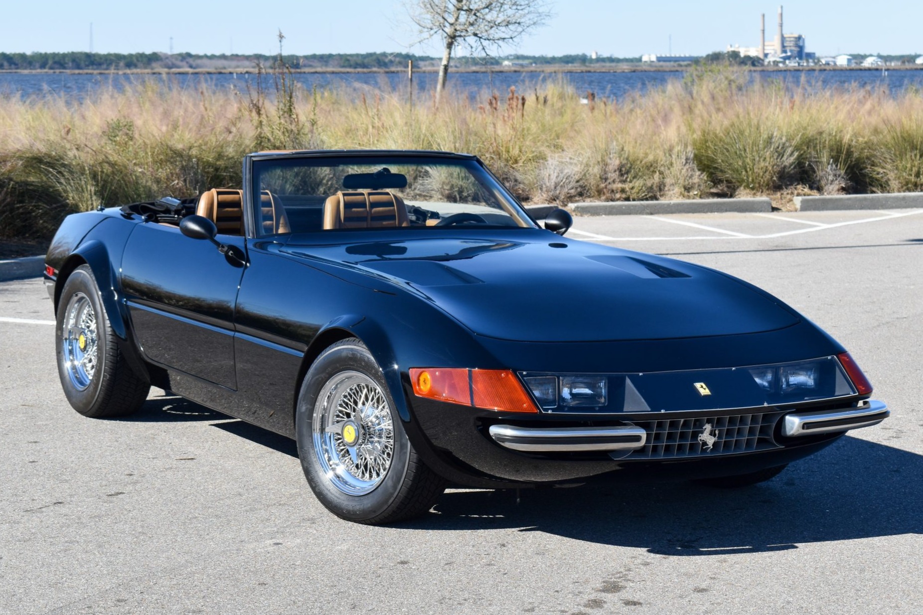 Ferrari 365 GTS/4 Daytona Spyder Replica