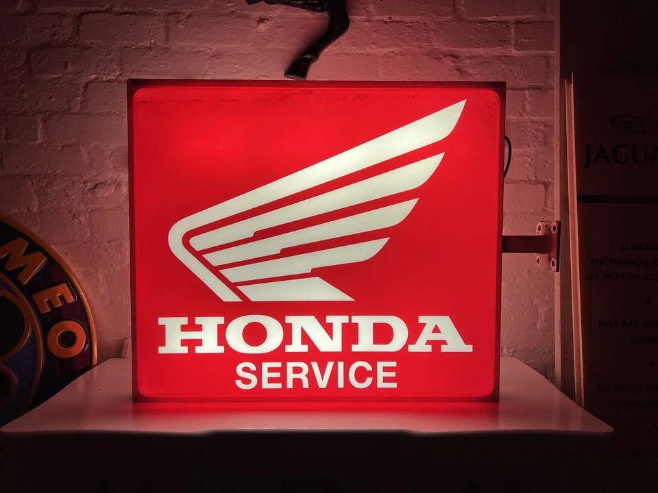 Honda Motorcycles - Image 23 of 26