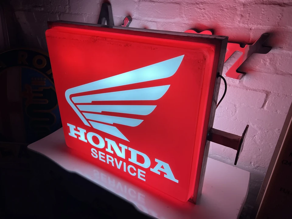 Honda Motorcycles - Image 20 of 26