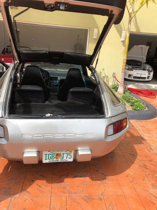 1981 Porsche 928 - Image 9 of 10