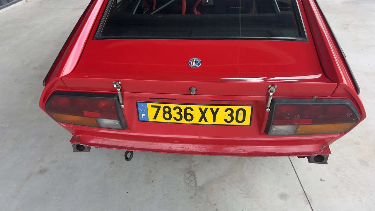 1981 Alfa Romeo Alfetta GT - Image 24 of 31