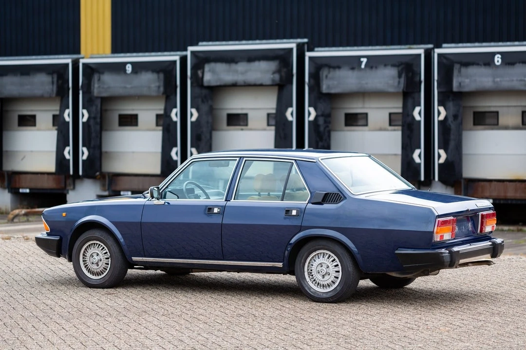 1981 Alfa Romeo 6C - Image 5 of 30