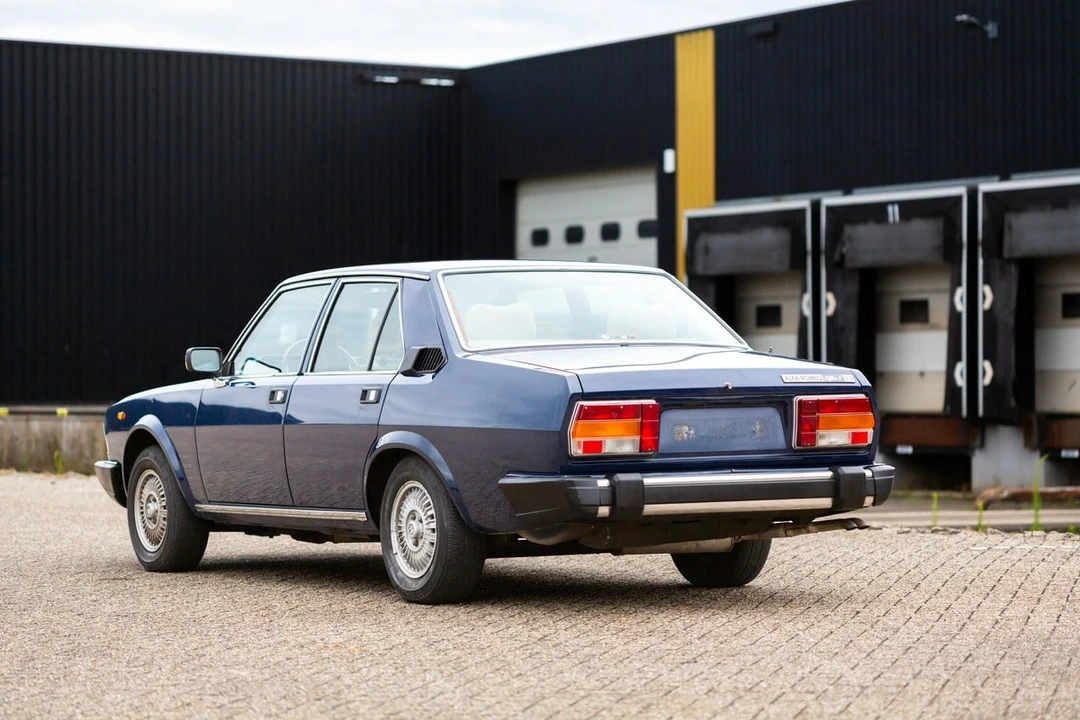 1981 Alfa Romeo 6C - Image 7 of 30