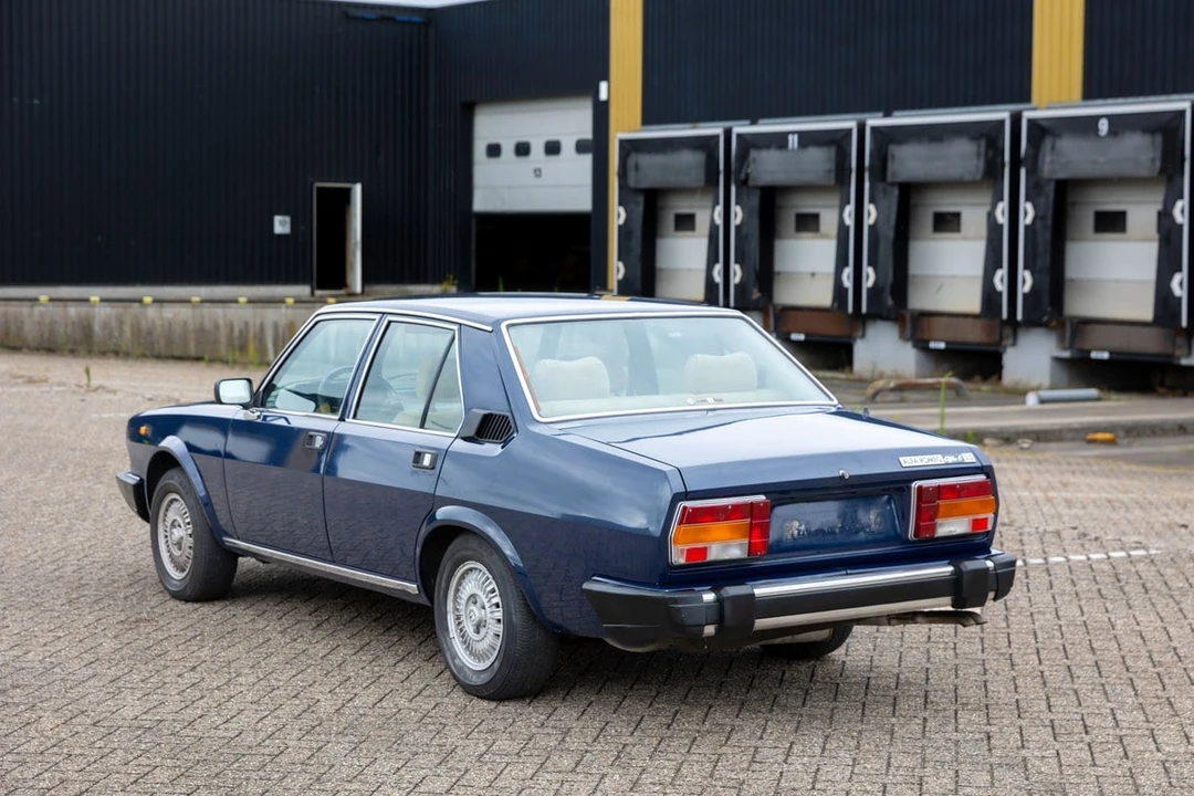1981 Alfa Romeo 6C - Image 10 of 30