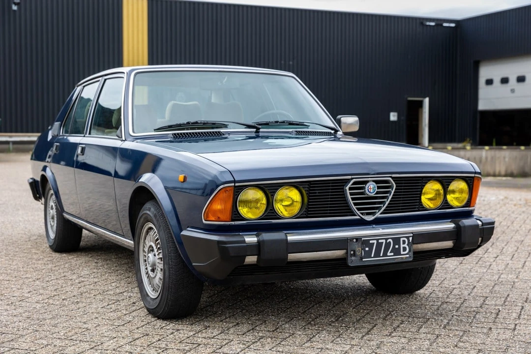1981 Alfa Romeo 6C - Image 3 of 30
