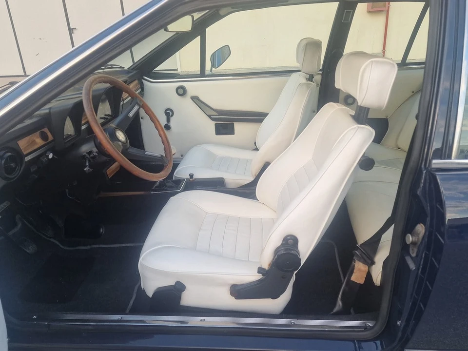 1981 Alfa Romeo Alfetta GT - Image 16 of 30