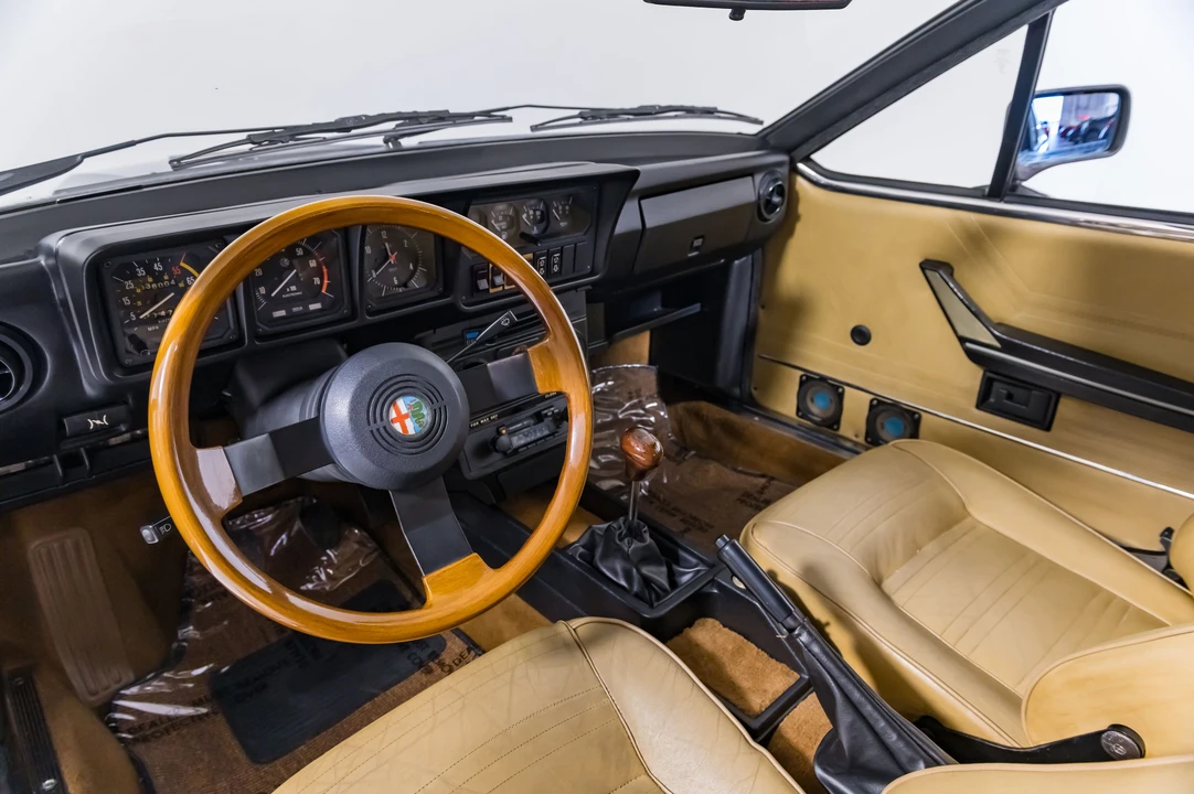 1981 Alfa Romeo Alfetta GT - Image 5 of 31