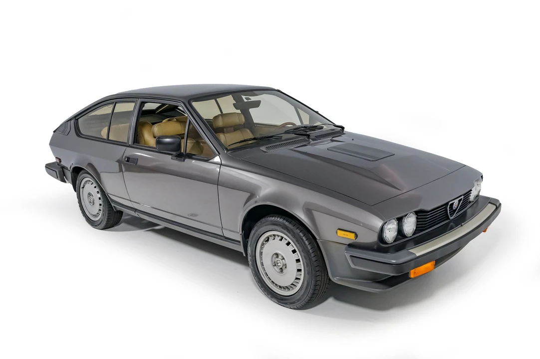 1981 Alfa Romeo Alfetta GT - Image 2 of 31