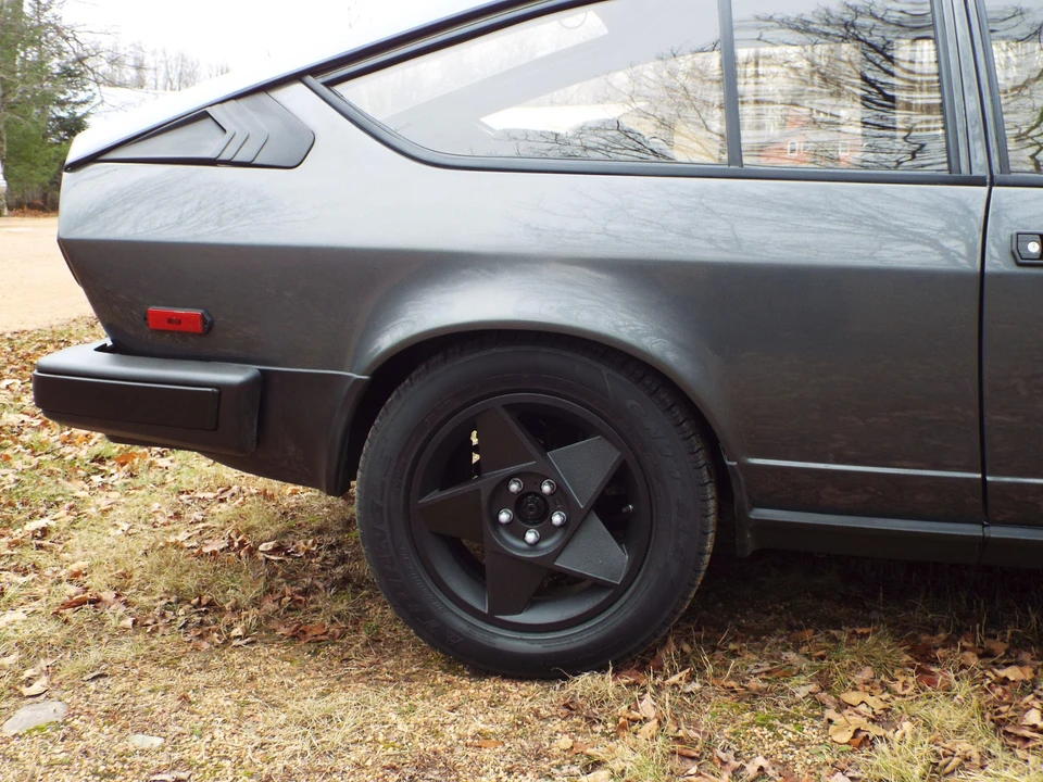 1981 Alfa Romeo Alfetta GT - Image 7 of 29