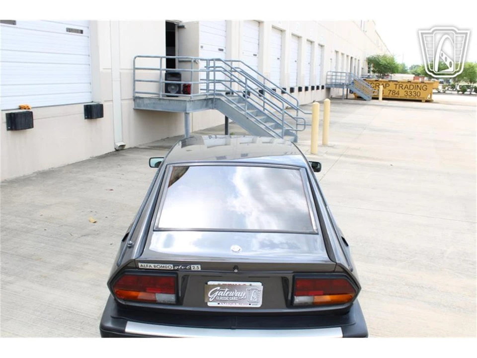 1981 Alfa Romeo Alfetta GT - Image 8 of 31
