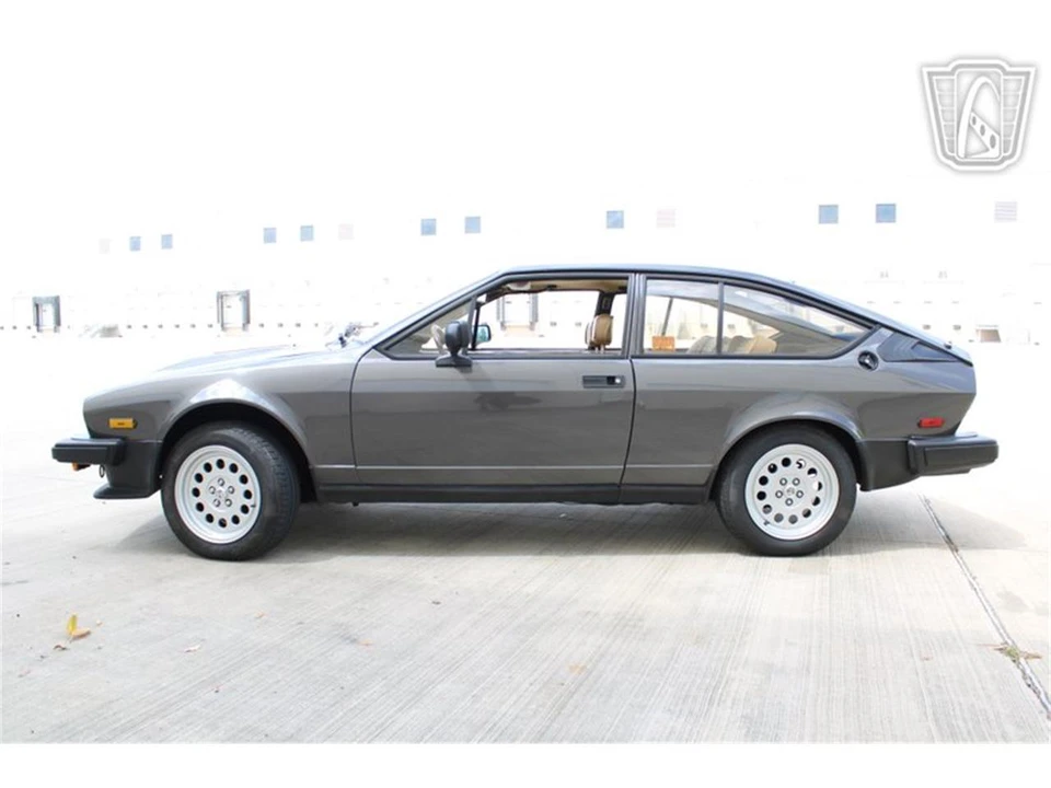 1981 Alfa Romeo Alfetta GT - Image 4 of 31
