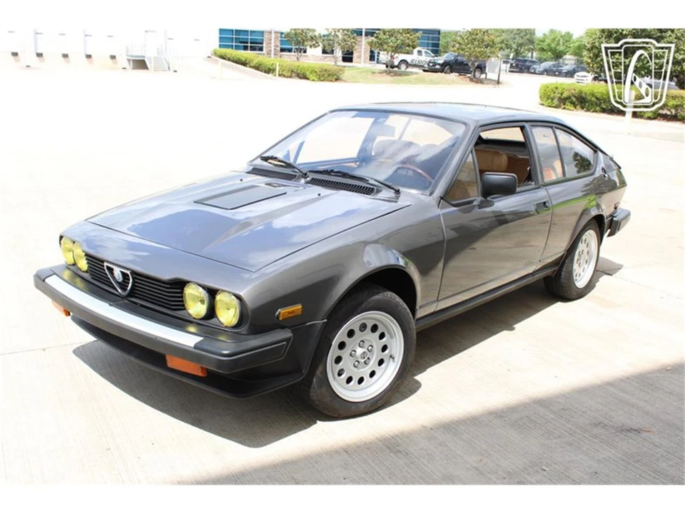 1981 Alfa Romeo Alfetta GT - Image 24 of 31