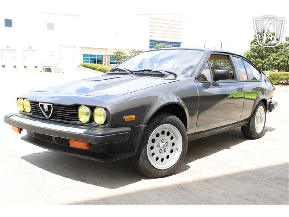 1981 Alfa Romeo Alfetta GT - Image 25 of 31