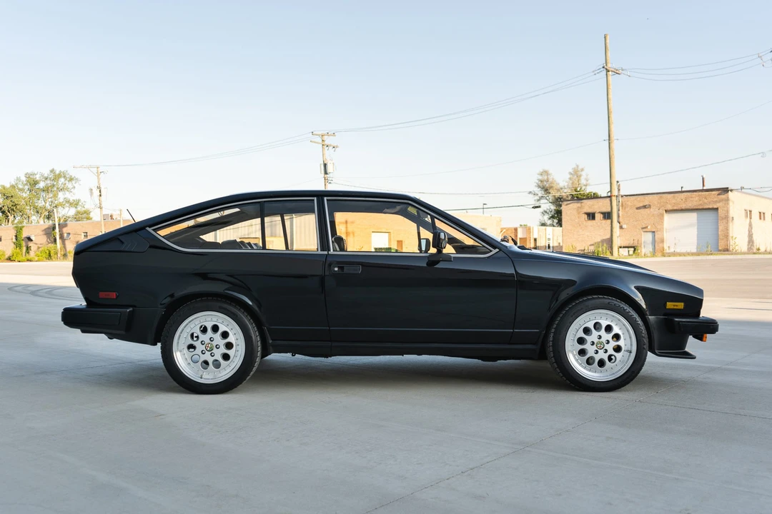 1981 Alfa Romeo Alfetta GT - Image 7 of 31