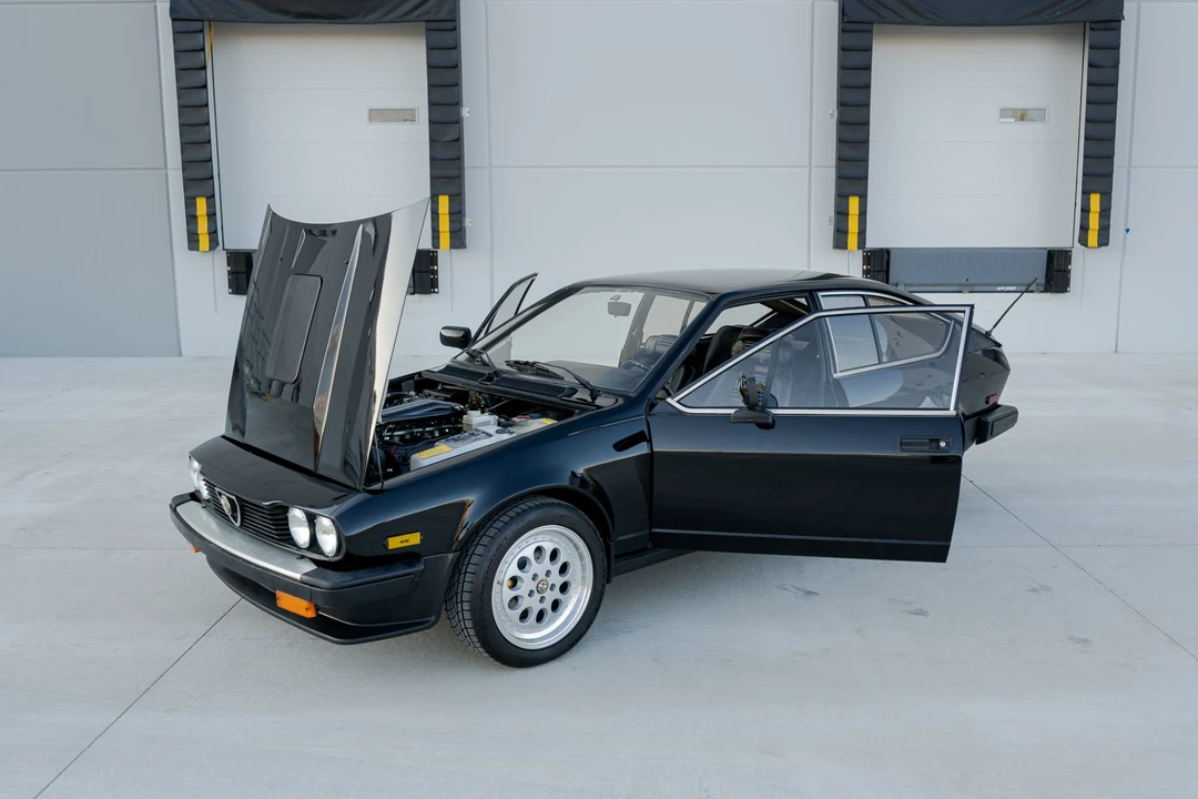 1981 Alfa Romeo Alfetta GT - Image 13 of 31