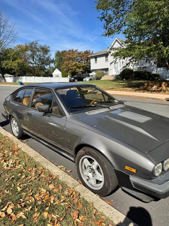 1981 Alfa Romeo Alfetta GT - Image 6 of 13
