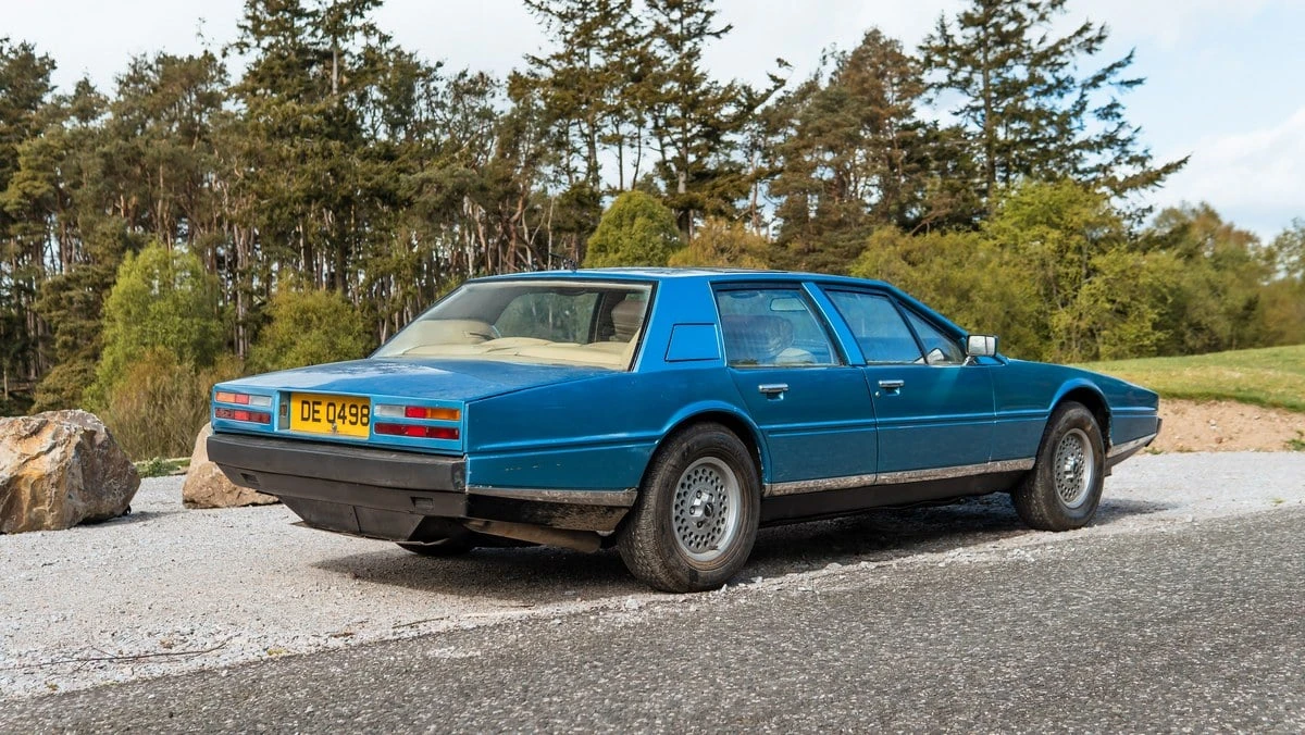 2025 Aston Martin Lagonda - Image 5 of 30