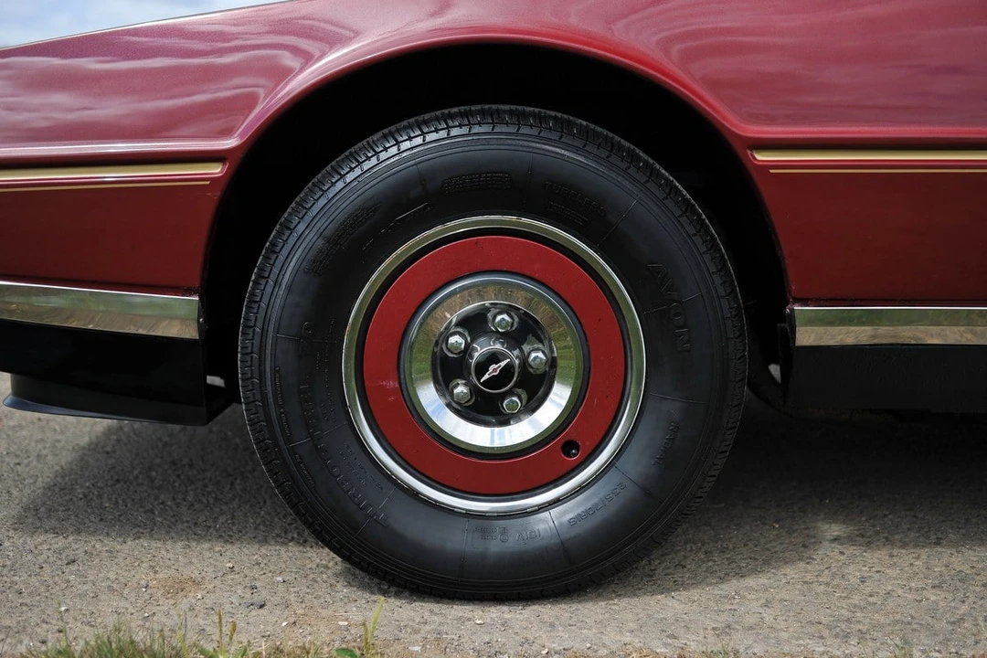 1981 Aston Martin Lagonda - Image 9 of 30