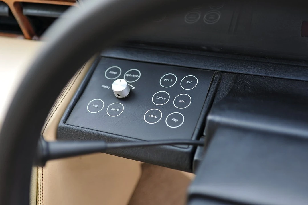 1981 Aston Martin Lagonda - Image 19 of 30