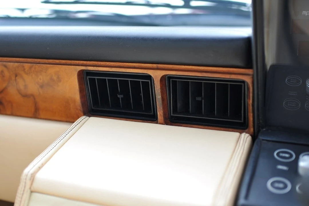 1981 Aston Martin Lagonda - Image 22 of 30