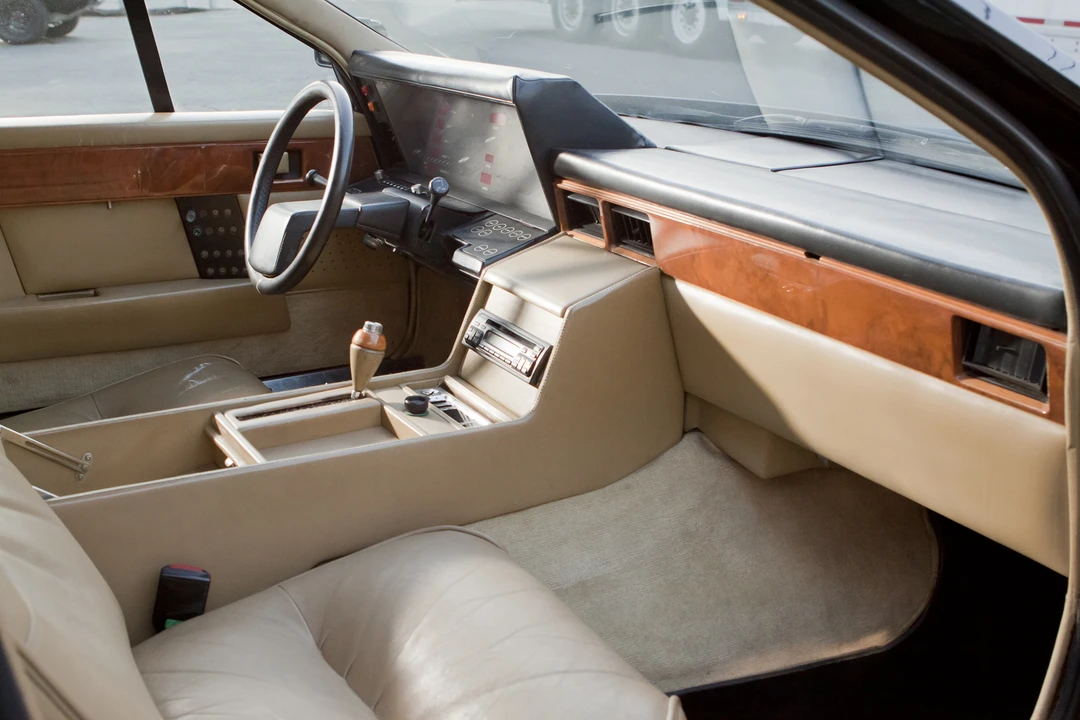 1981 Aston Martin Lagonda - Image 16 of 31