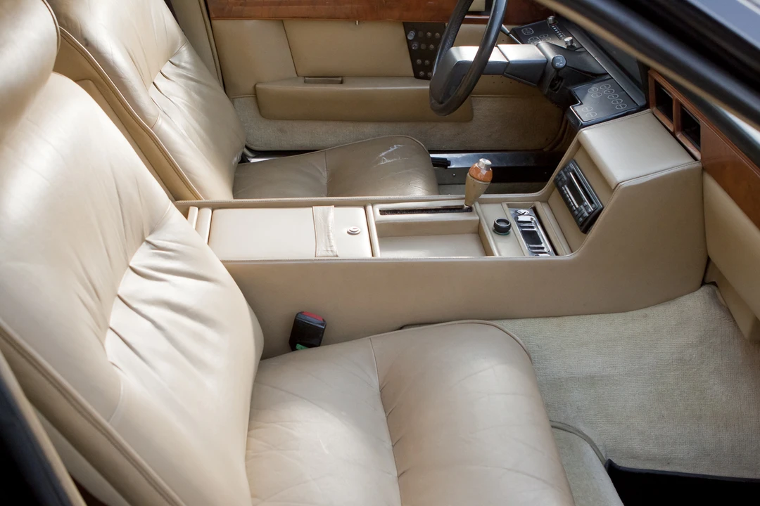 1981 Aston Martin Lagonda - Image 17 of 31