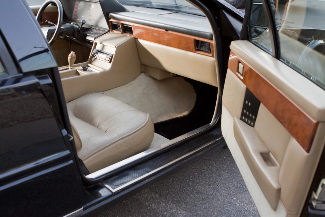 1981 Aston Martin Lagonda - Image 14 of 31
