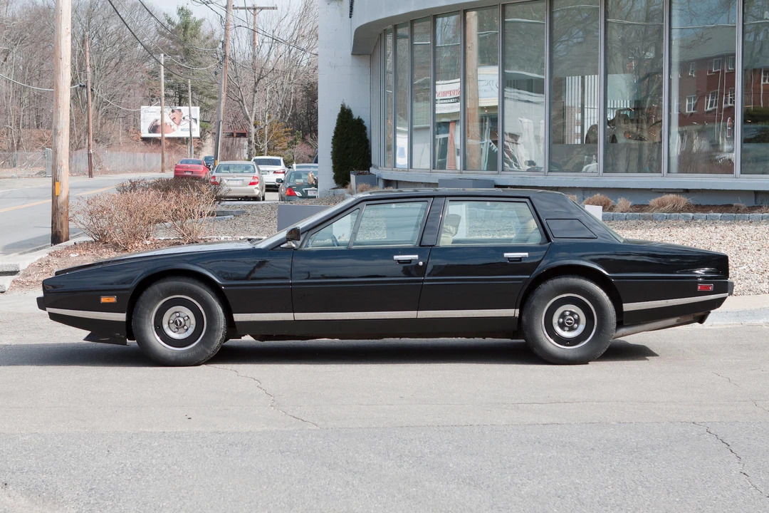 1981 Aston Martin Lagonda - Image 9 of 31