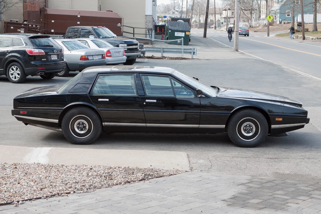 1981 Aston Martin Lagonda - Image 6 of 31